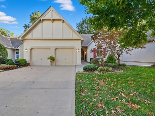 7861 W 118th Ter, Overland Park, KS 66210