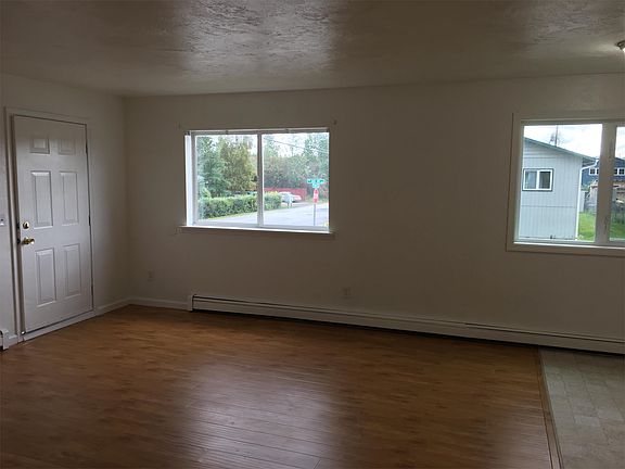 3rd image of 2508 Turner St APT 1