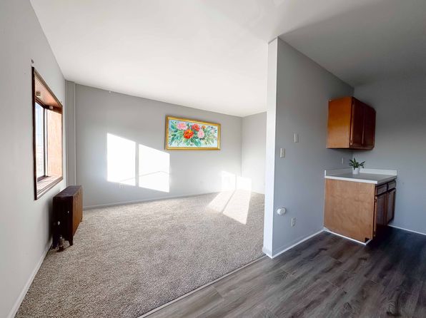 2921 S Saginaw St APT 3