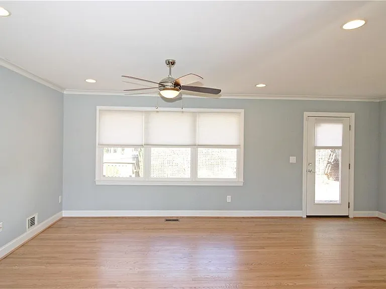 1131 Milmar Dr NW — Photo 8