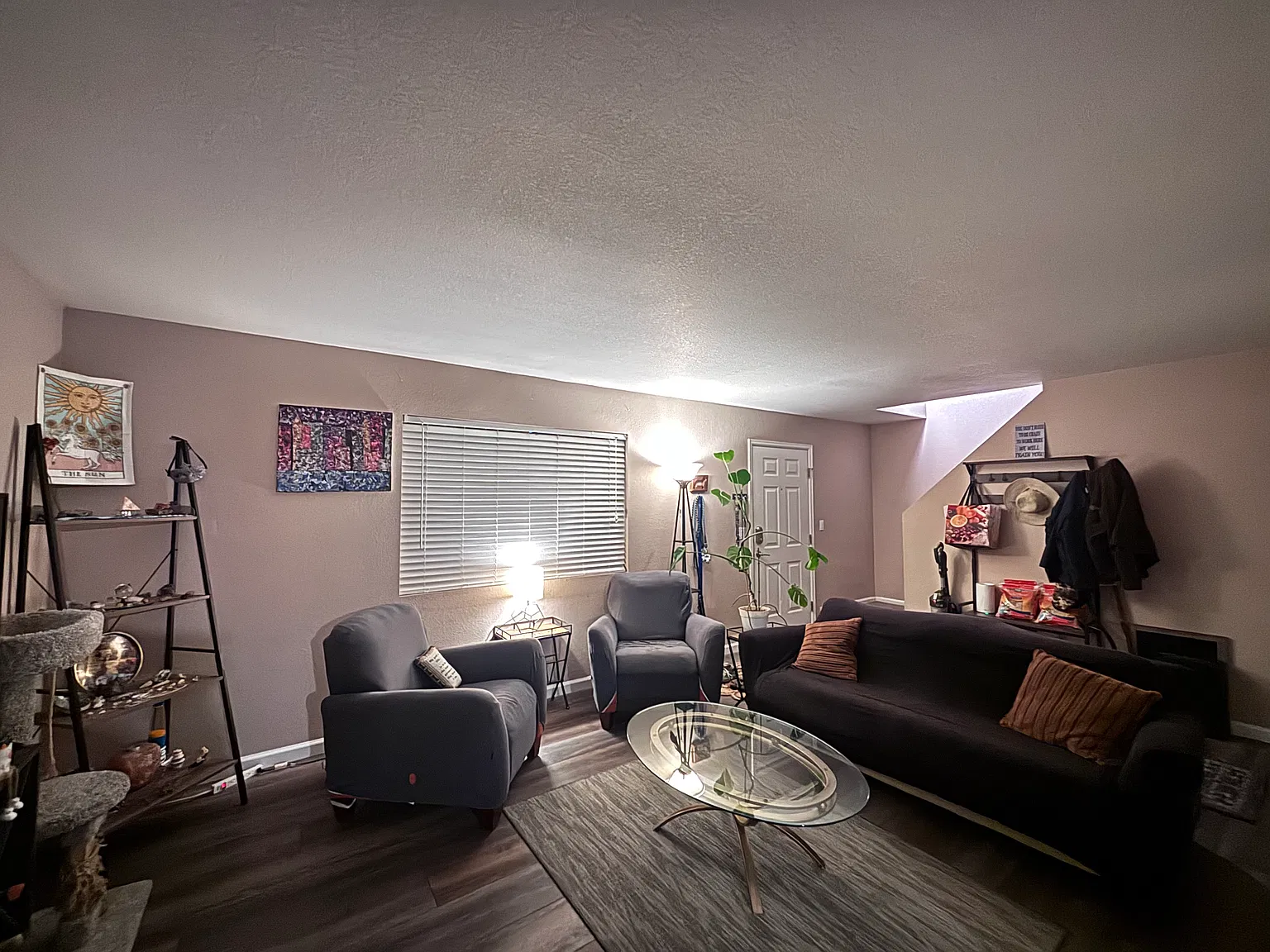 4 bed, 3.5 bath, 2558 sqft, $1,400 — Photo 4