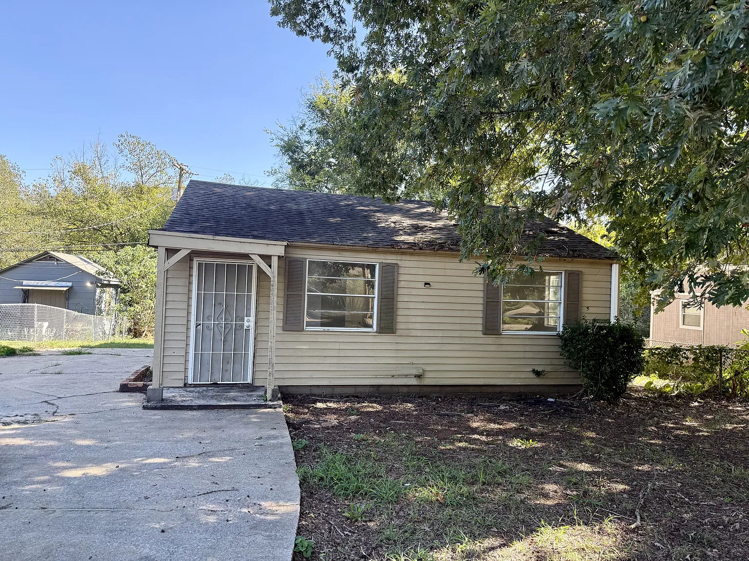 1329 Woodward Road - 1 — Photo 1