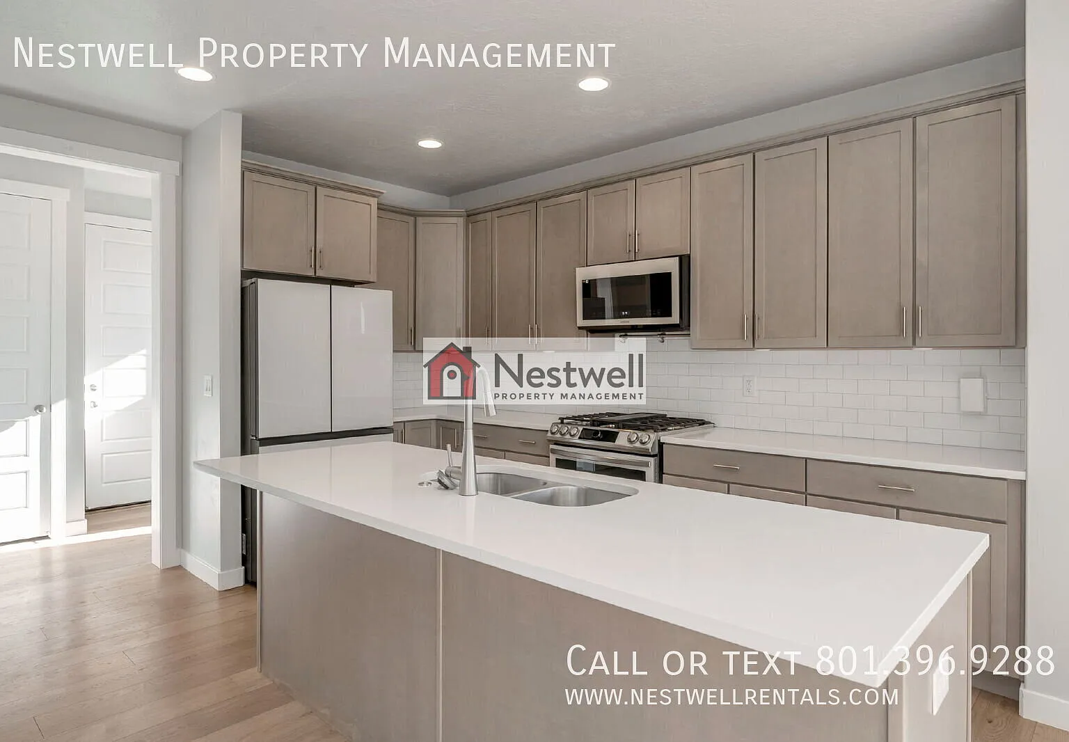Beautiful 3-bed corner home in Daybreak — Photo 3