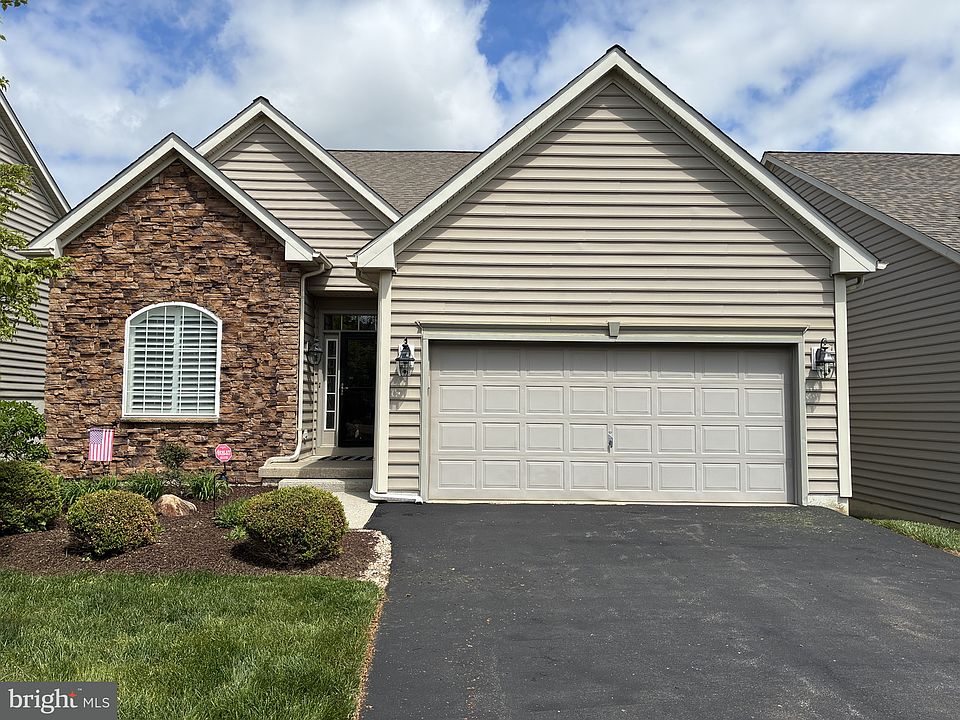1st image of 117 Pine Valley Dr