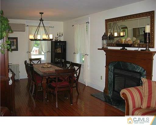 3rd image of 36 School St #0