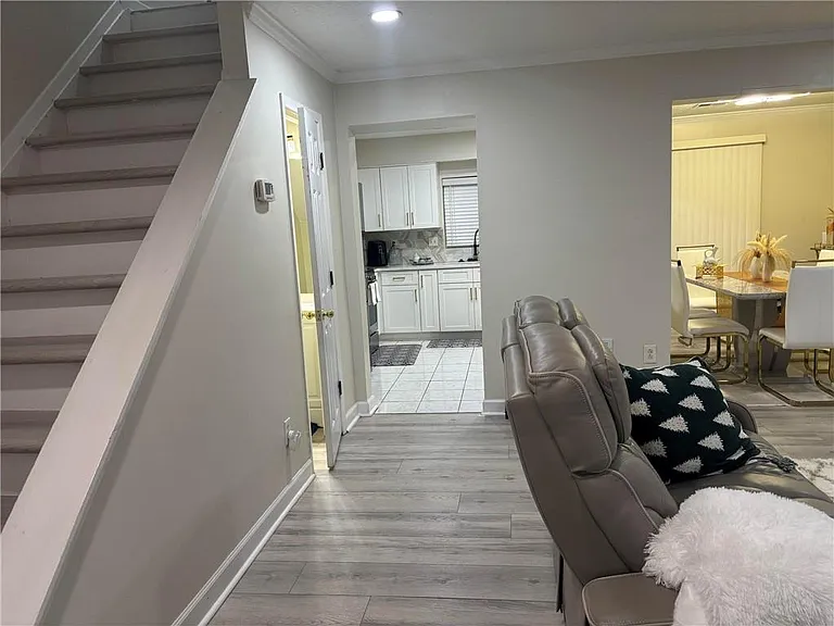 3045 Shadow Walk Ln — Photo 14