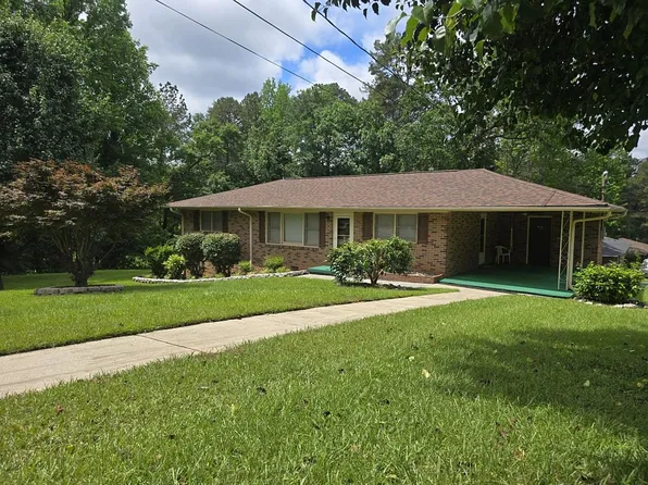 202 Hilltop Way, Toccoa, GA 30577