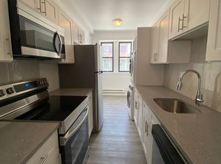 6751 N 13th St, Philadelphia, PA 19126