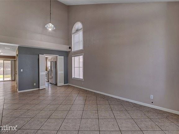 5th image of 1716 Moccasin Ct