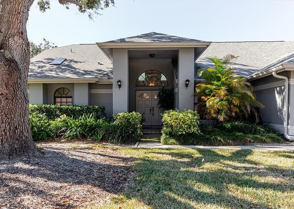 1st image of 802 CENTERWOOD DRIVE