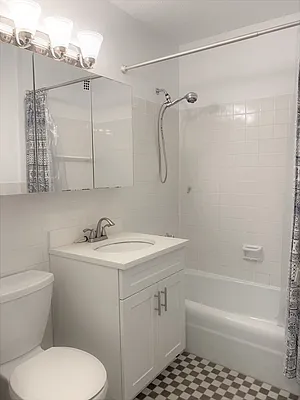 Rented by ONE Manhattan Real Estate | media 8