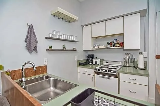 21 Beacon St #2J — Photo 7