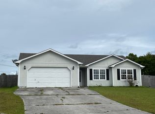 216 Stag Ct, Hubert, NC 28539