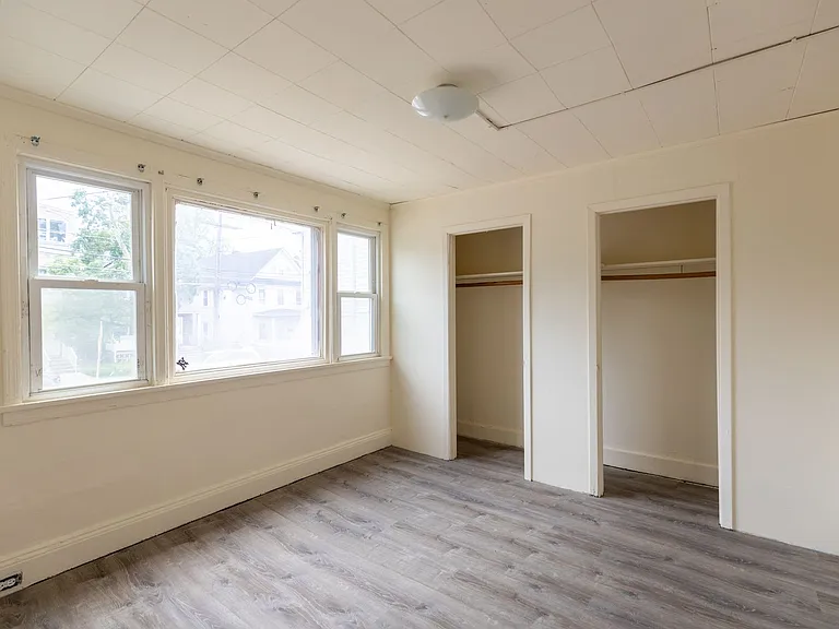 203 Hamilton St — Photo 24
