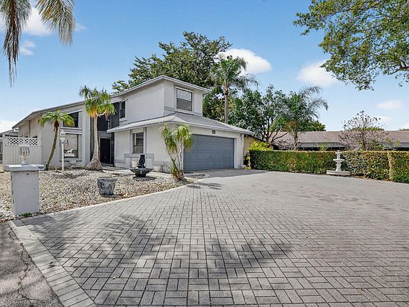 3rd image of 8706 Kimble Way