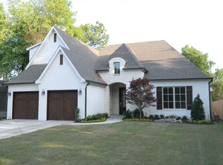 1034 E 37th St S, Tulsa, OK 74105