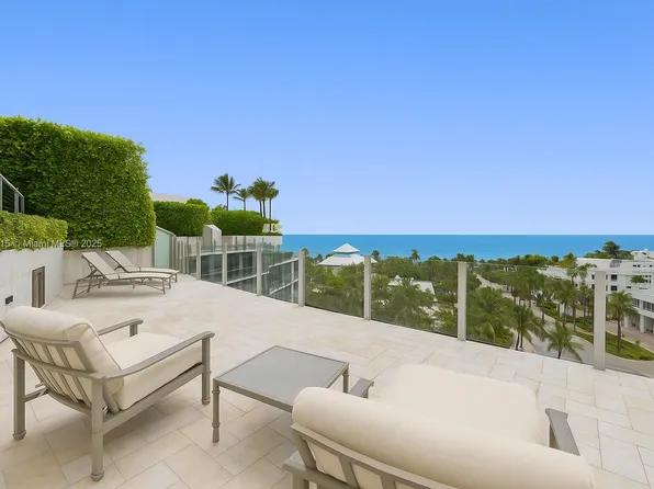 1 Collins Ave Penthouse 702, Miami Beach, FL 33139
