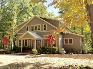 17190 River Bluff Dr, New Buffalo, MI 49117