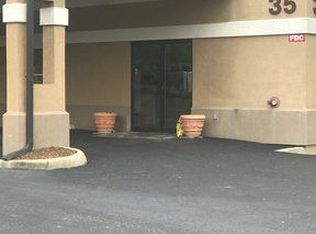 650 N Lee Hwy APT 11, Lexington, VA 24450