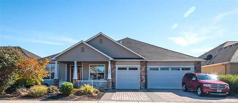 1st image of 168 Bellerive Dr