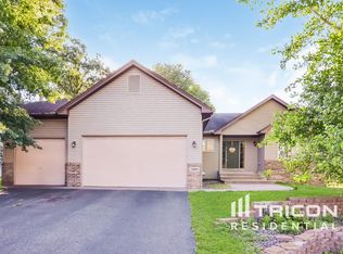 15811 Yellow Pine St NW, Andover, MN 55304