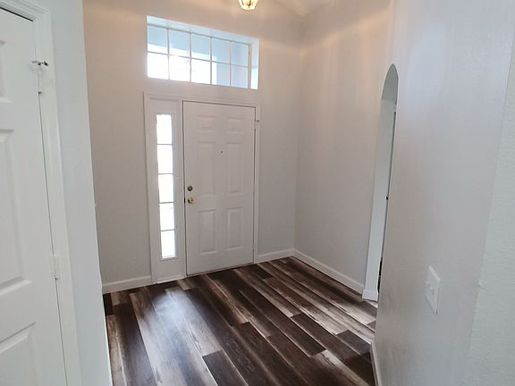 4th image of 705 China Berry Cir