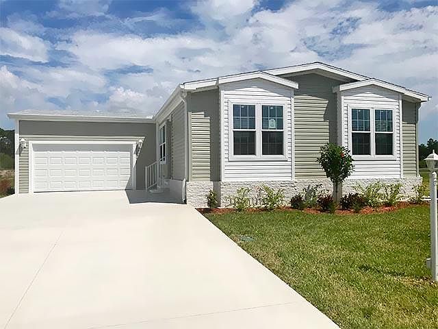 1st image of 2978 Tara Lakes Cir