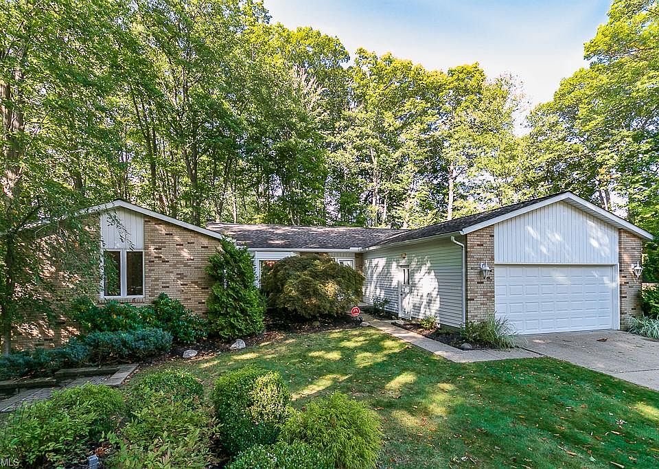 1st image of 8469 Barbara Dr