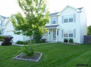 5616 S 158th St, Omaha, NE 68135