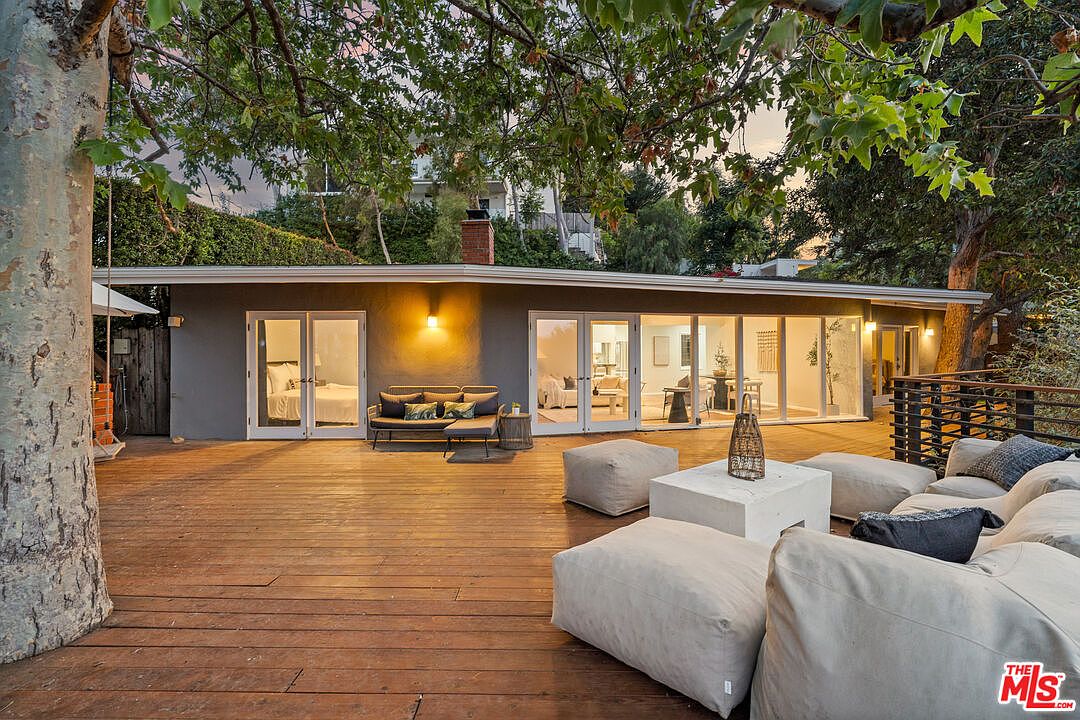 8490 Cole Crest Dr, Los Angeles, CA 90046 | Zillow