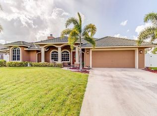 1742 SW Commargo St, Port Saint Lucie, FL 34987