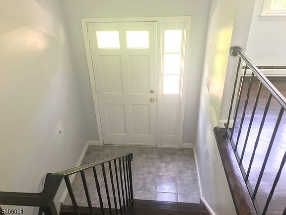 2nd image of 50 Black Oak Dr