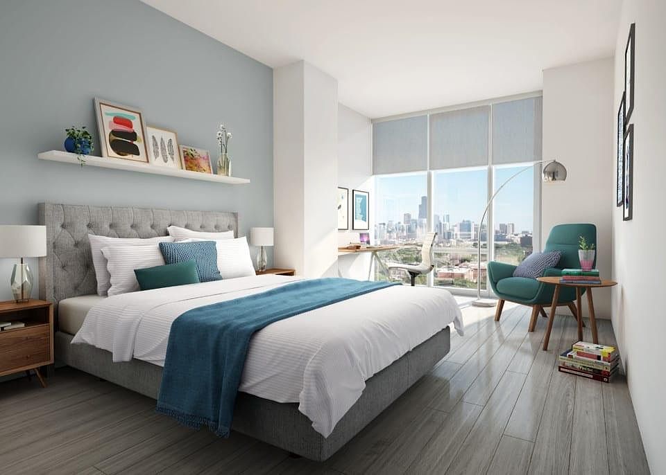 1st image of 2330 N Lincoln Ave #2D