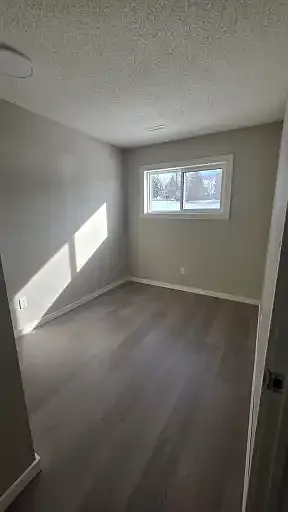 29 Eastman Cres #1A — Photo 8