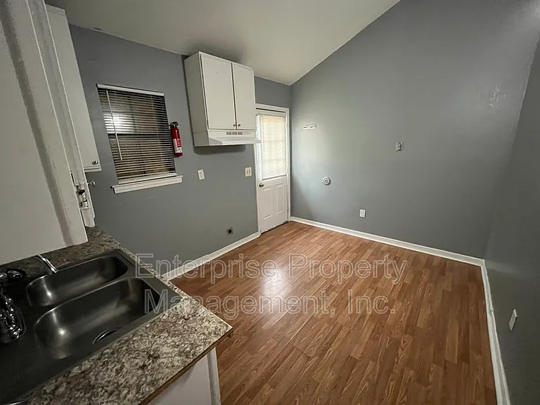 401 N Manassas St — Photo 9