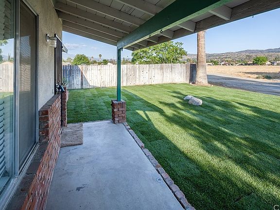 4th image of 40868 Marion Ave