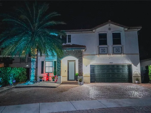 10521 SW 224th Ter, Miami, FL 33190