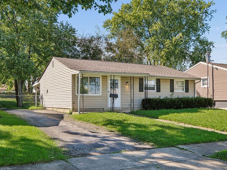 1st image of 809 Maurine Dr