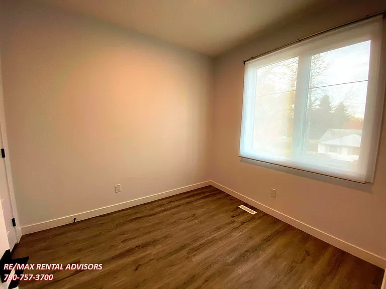 14721 106th Ave NW #UPPER A — Photo 11