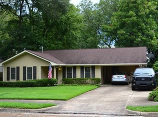 512 6th Ave S, Columbus, MS 39701