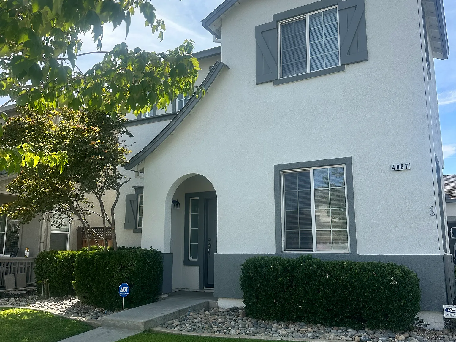 4067 Ivory Ln — Photo 2
