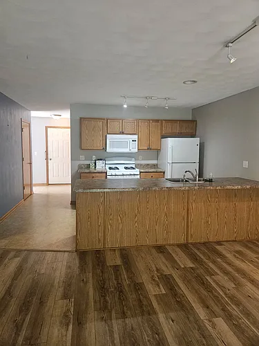 1411 Crimson Ridge Ln Photo 1