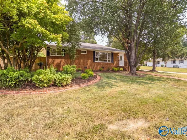 2100 Stanhope Dr NE, Huntsville, AL 35811