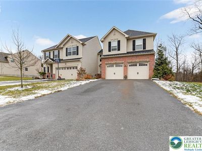 4466 Stole Rd, Emmaus, PA, 18049