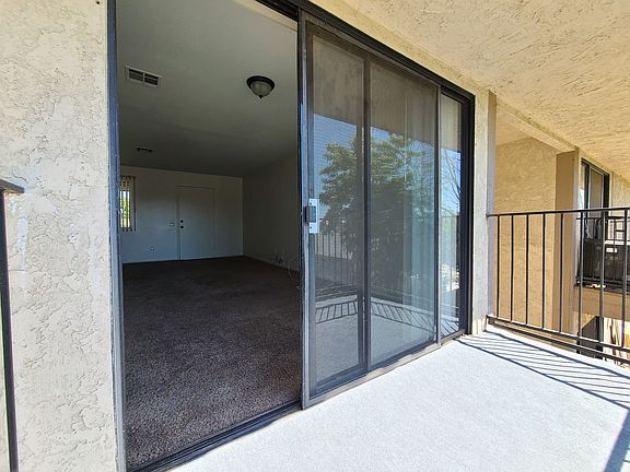 5th image of 31975 Yucaipa Blvd APT 3