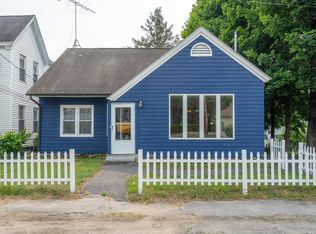 32 Goffe St, Manchester, NH 03102