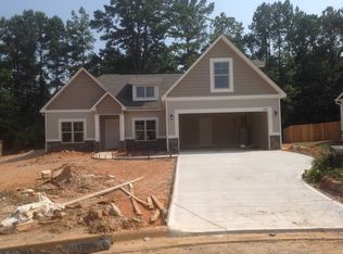 2204 Dutch Ct, Opelika, AL 36801