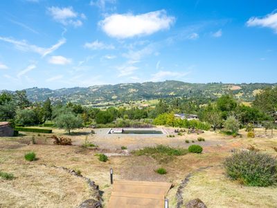 195 Meadowcroft Way, Santa Rosa, CA, 95403