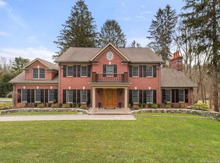 201 Cascade Rd, Stamford, CT 06903