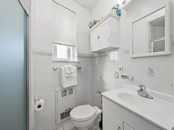 9437 Shore Road image 12 of 28